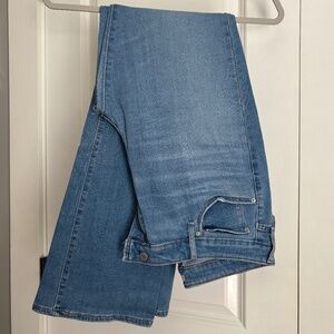 Levi's High Rise Bootcut Jeans - Medium Wash